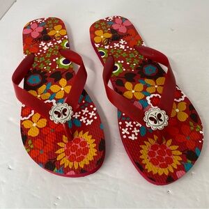 Brighton Red Floral Women’s Flip Flops Size 7 With A Cute Silver Flower Charm